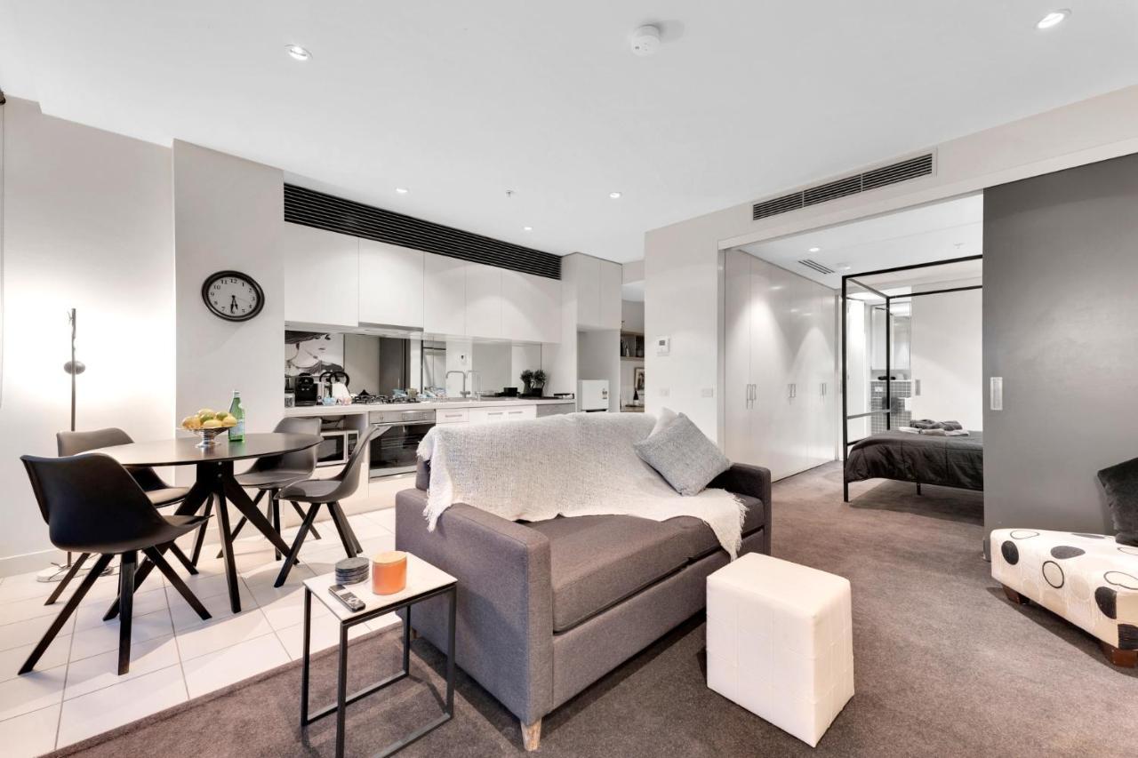 Opulent Level 25 Condo With Breathtaking Views Melbourne City Exterior foto