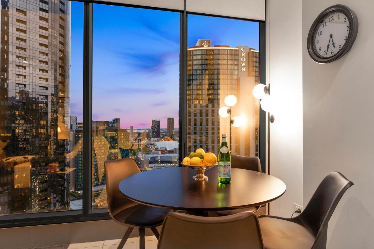 Opulent Level 25 Condo With Breathtaking Views Melbourne City Exterior foto